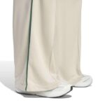 adidas Seasonal Essentials Colourpop Pants with Embroidered Graphic Γυναικείο Παντελόνι Μπεζ