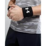 Under Armour Performance Αθλητικά Περικάρπια Μαύρα